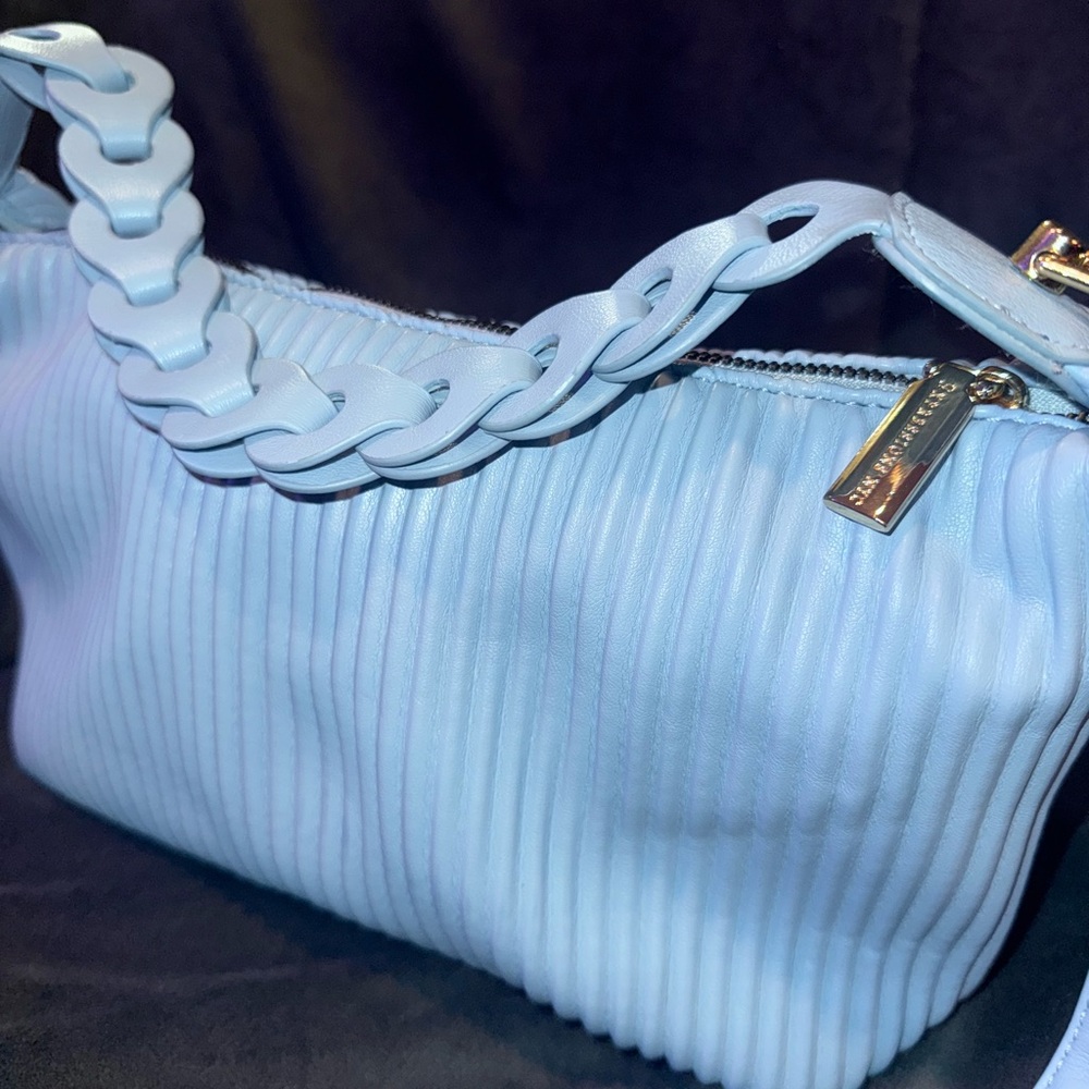 Expressions NYC Slouchy Pleated Powder Blue Crossbody Shoulder Bag w Link Strap - Picture 7 of 13
